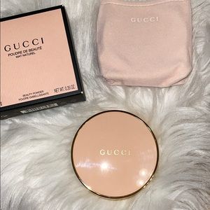 NWB Gucci Poudre De Beautè powder  in shade 00